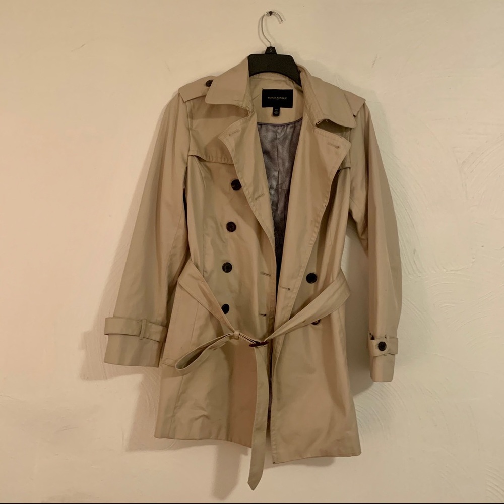Banana Republic Women’s Trench Coat | Medium 🧥